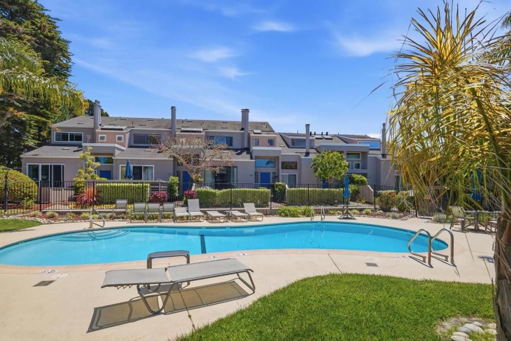Image 35 of property listing at 995 Via Tornasol, Aptos, CA 95003