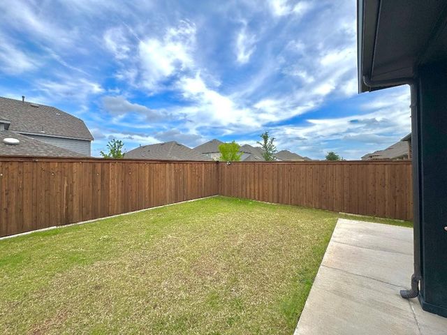 3837 Pearlwood Road, Little Elm, TX 75068