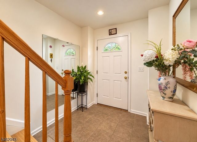 27 Keenan St, Franklin Twp., NJ 08873