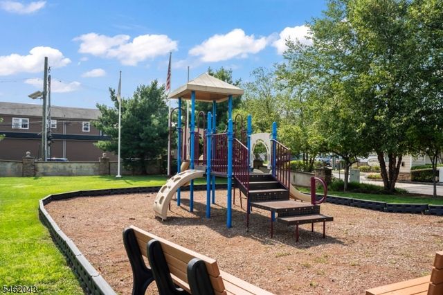 27 Keenan St, Franklin Twp., NJ 08873