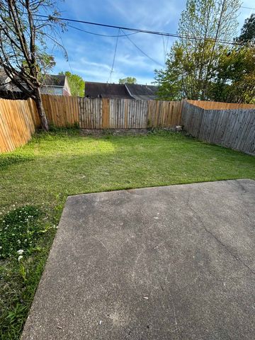 5865 JARDIN PL, Memphis, TN 38141