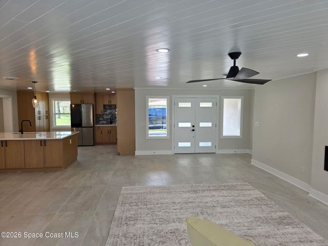 218 Miami Avenue, Indialantic, FL 32903