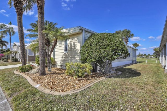 2100 KINGS HIGHWAY 886, Port Charlotte, FL 33980