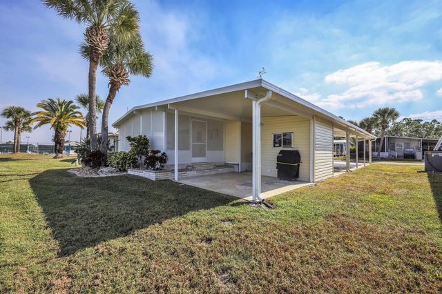 2100 KINGS HIGHWAY 886, Port Charlotte, FL 33980