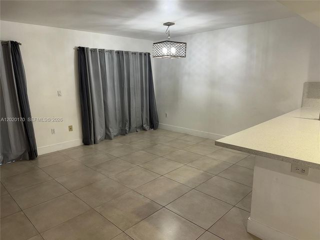13759 SW 160th St 24, Miami, FL 33177