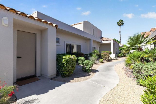59 Oak Tree Drive, Rancho Mirage, CA 92270