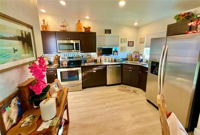 529 SE 5TH AVENUE, Melrose, FL 32666