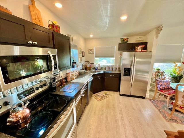 529 SE 5TH AVENUE, Melrose, FL 32666