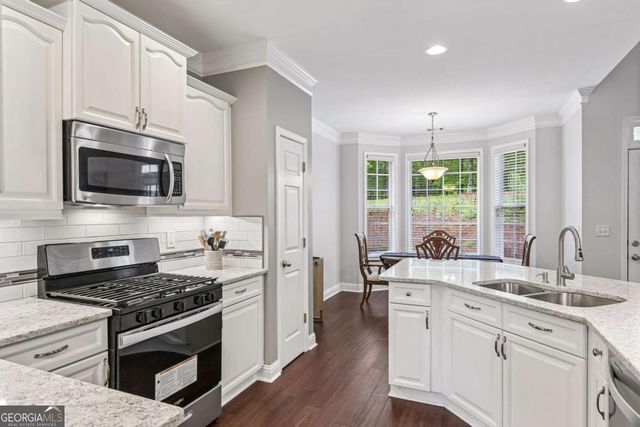 2229 Saint Kennedy Lane, Buford, GA 30518