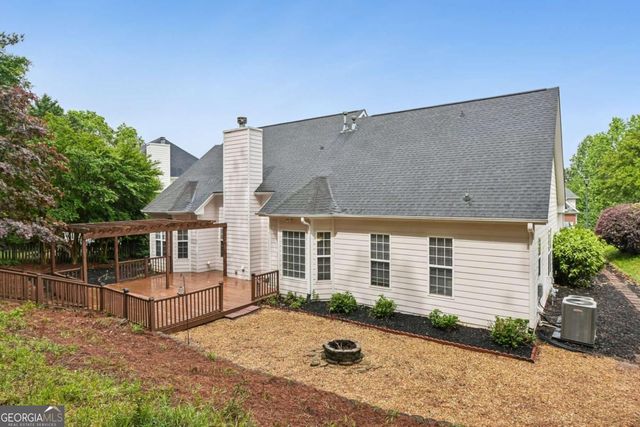 2229 Saint Kennedy Lane, Buford, GA 30518