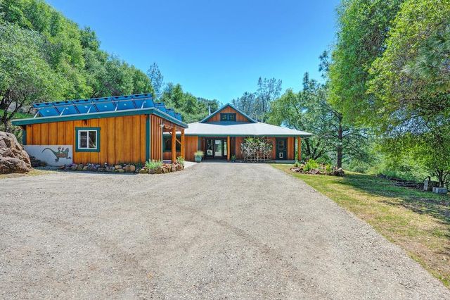 11860 Surrey Dr, Grass Valley, CA 95949