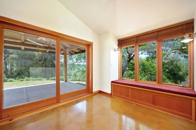 11860 Surrey Dr, Grass Valley, CA 95949