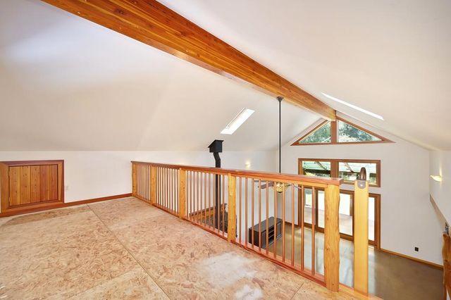 11860 Surrey Dr, Grass Valley, CA 95949