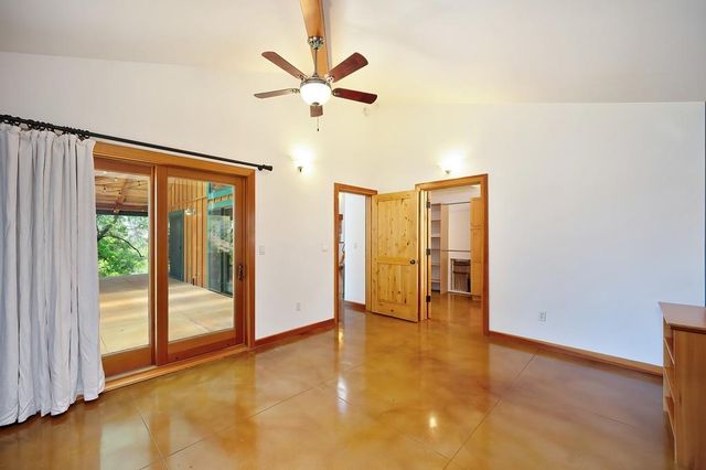 11860 Surrey Dr, Grass Valley, CA 95949