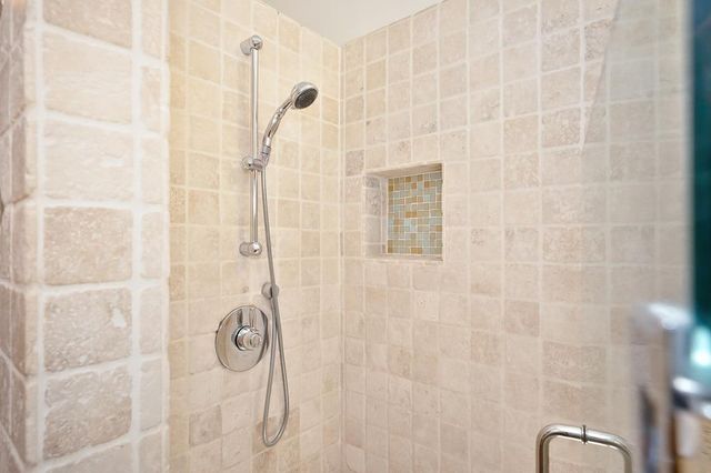 11860 Surrey Dr, Grass Valley, CA 95949