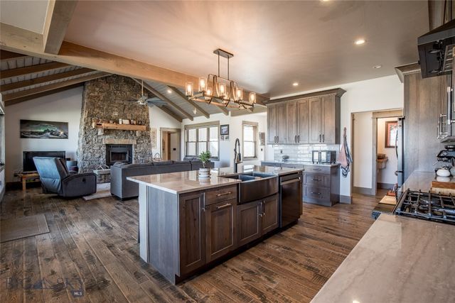 102 Diamondback Road, Ennis, MT 59729