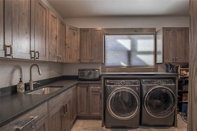 102 Diamondback Road, Ennis, MT 59729