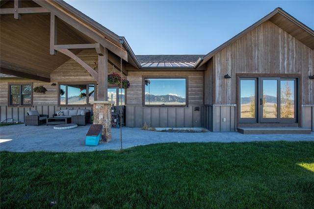 102 Diamondback Road, Ennis, MT 59729