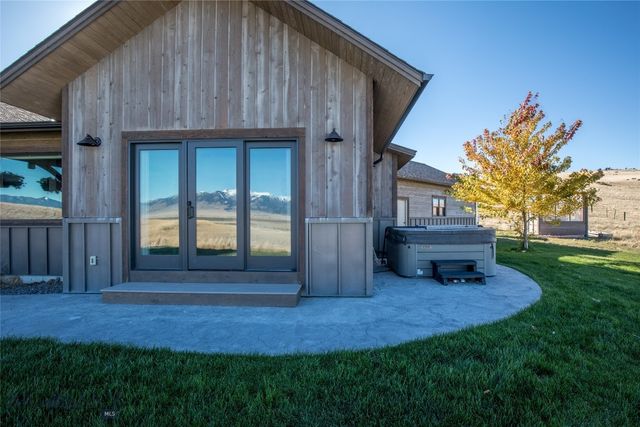 102 Diamondback Road, Ennis, MT 59729
