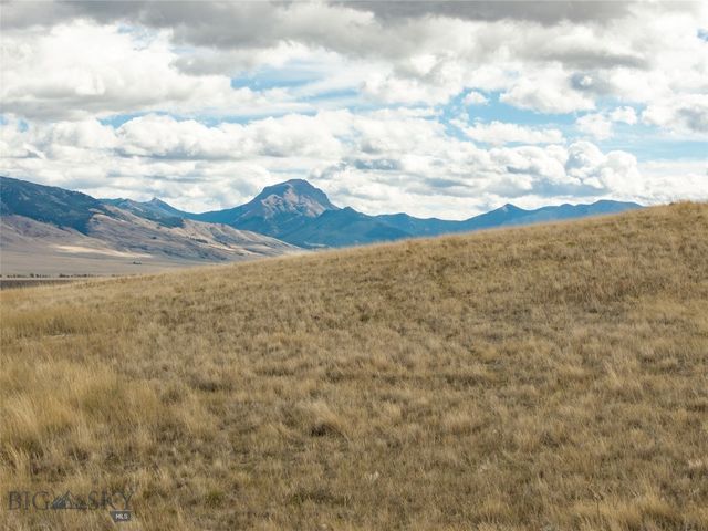 102 Diamondback Road, Ennis, MT 59729