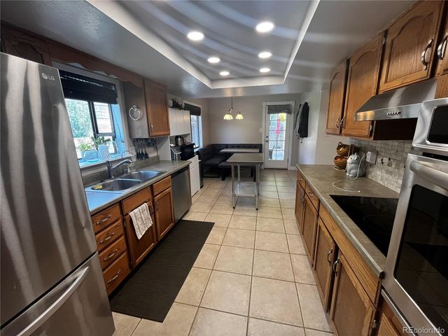 13134 Peacock Drive, Lone Tree, CO 80124