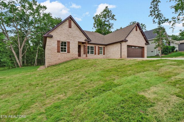 630 Lakeview Drive, Crossville, TN 38558