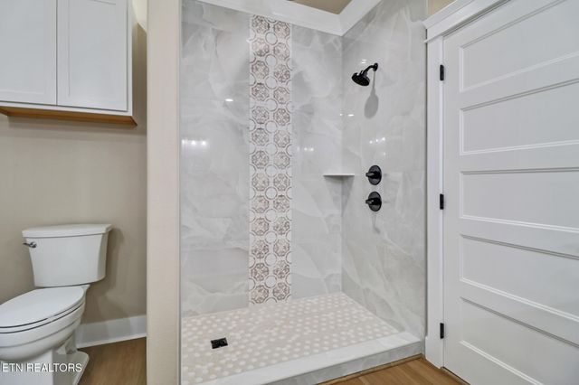 630 Lakeview Drive, Crossville, TN 38558