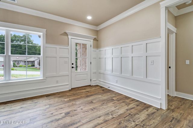 630 Lakeview Drive, Crossville, TN 38558