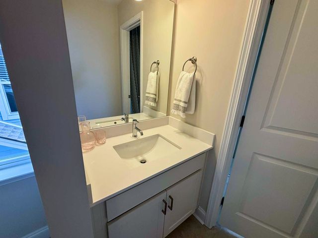 870 Westcott Ln, Antioch, TN 37013