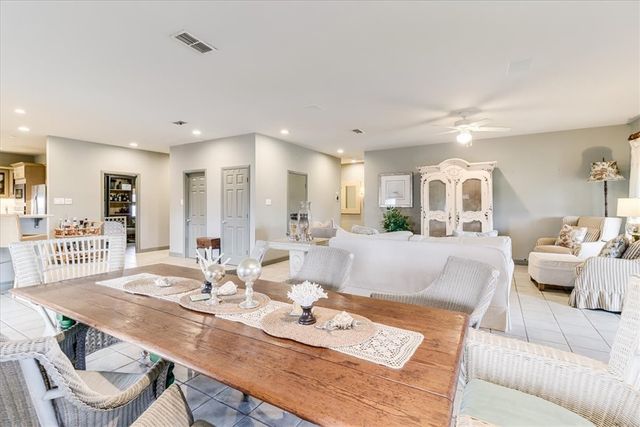 488 Margo Lane, Port Aransas, TX 78373