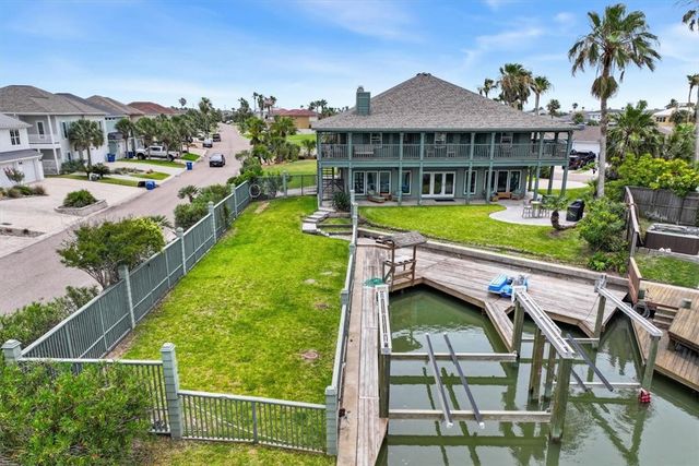 488 Margo Lane, Port Aransas, TX 78373