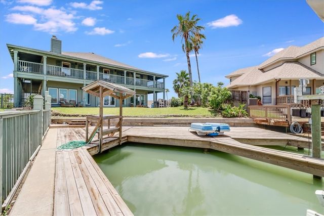 488 Margo Lane, Port Aransas, TX 78373