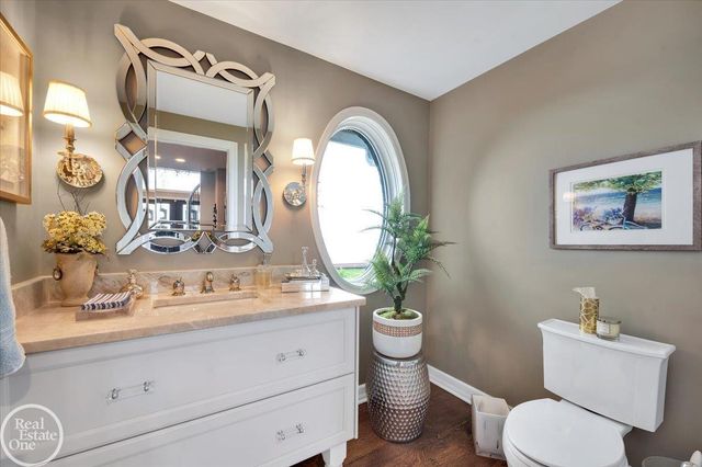 29303 S Seaway Court, Harrison Twp, MI 48045