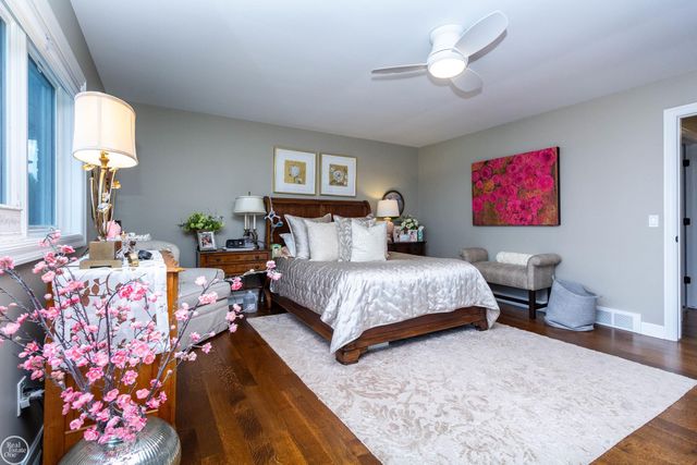 29303 S Seaway Court, Harrison Twp, MI 48045