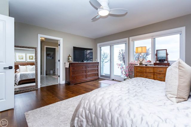 29303 S Seaway Court, Harrison Twp, MI 48045