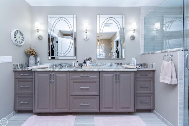 29303 S Seaway Court, Harrison Twp, MI 48045
