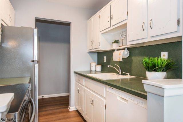 100 Pierson Miller Dr 9, Pompton Lakes Boro, NJ 07442