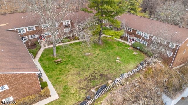 100 Pierson Miller Dr 9, Pompton Lakes Boro, NJ 07442