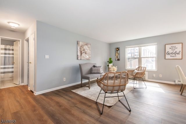 100 Pierson Miller Dr 9, Pompton Lakes Boro, NJ 07442