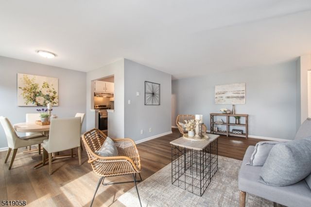 100 Pierson Miller Dr 9, Pompton Lakes Boro, NJ 07442