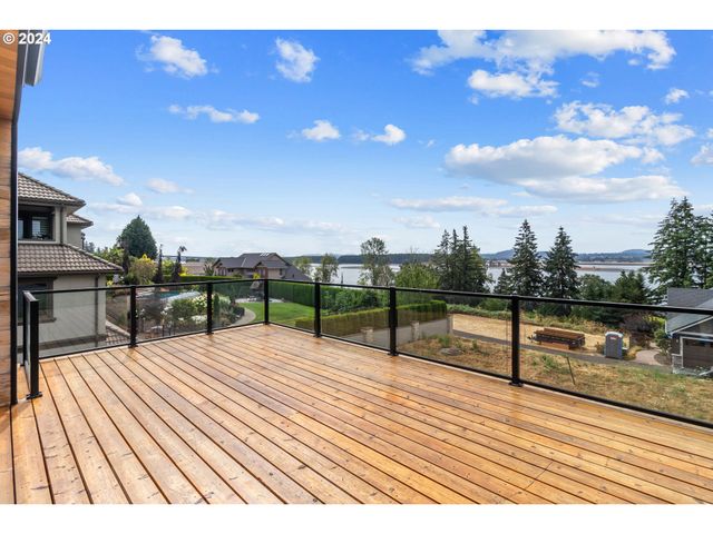 2118 Se 95TH Ct, Vancouver, WA 98664