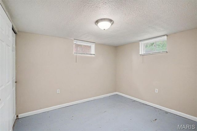 2523 Auburnhill Court, Florissant, MO 63031
