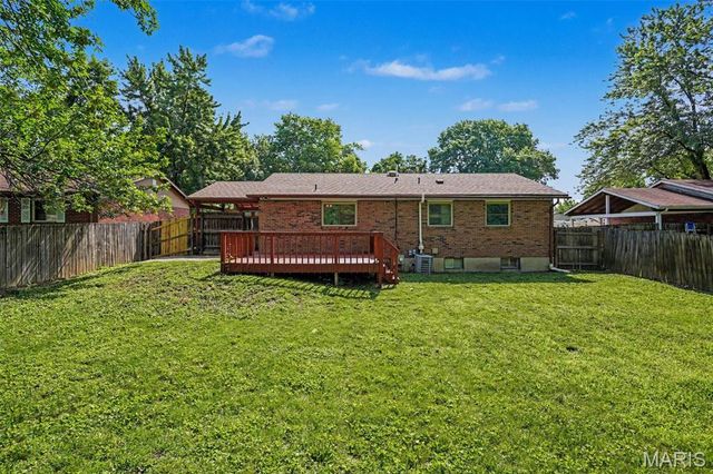 2523 Auburnhill Court, Florissant, MO 63031