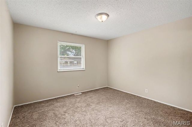 2523 Auburnhill Court, Florissant, MO 63031