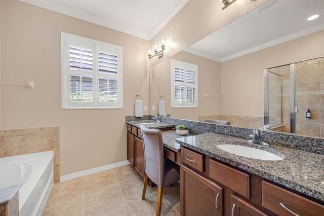 5323 CROSSCOURT VIEW DRIVE, Lithia, FL 33547