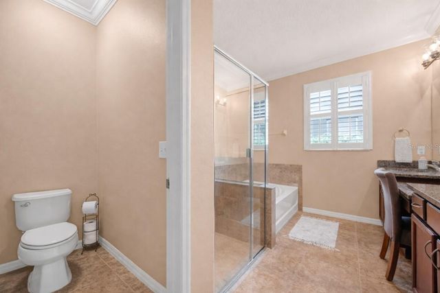 5323 CROSSCOURT VIEW DRIVE, Lithia, FL 33547