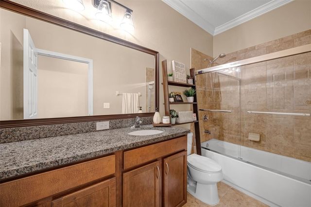 5323 CROSSCOURT VIEW DRIVE, Lithia, FL 33547