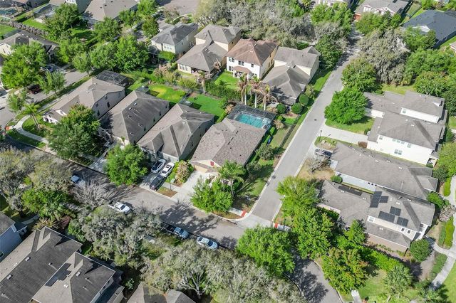 5323 CROSSCOURT VIEW DRIVE, Lithia, FL 33547