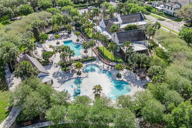 5323 CROSSCOURT VIEW DRIVE, Lithia, FL 33547