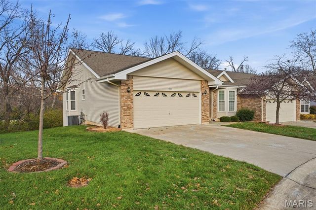 903 Palmer Court 3, Lake St Louis, MO 63367